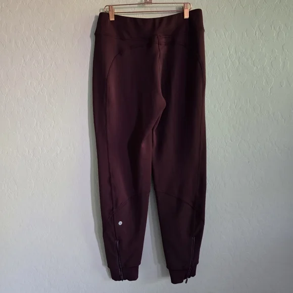 Lululemon Cold Weather Running Jogger Size 8 Garnet - Picture 6 of 10